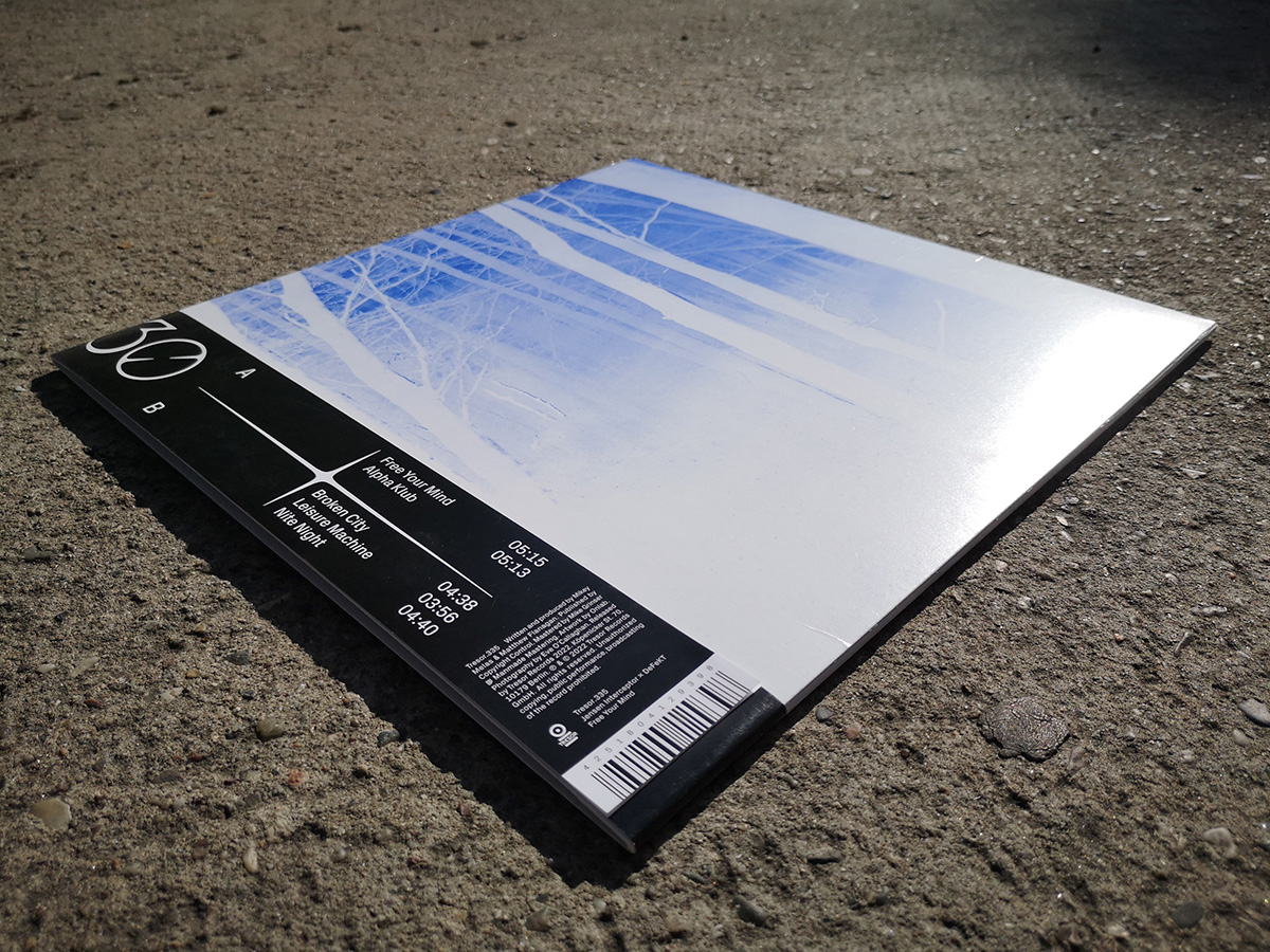 Jensen Interceptor x DeFeKT I Free Your Mind I Tresor.335 I